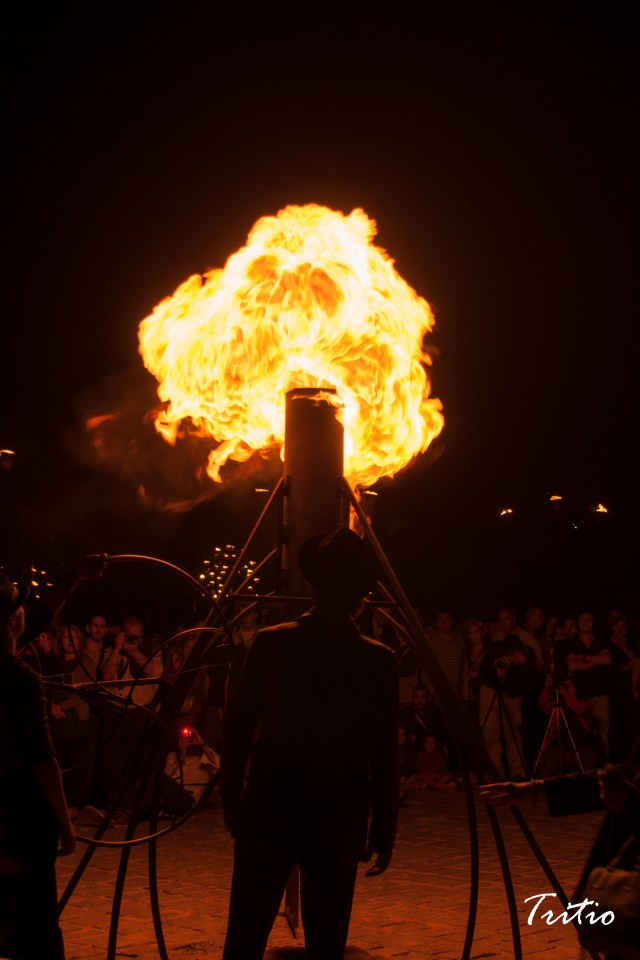 Admiración en la noche del fuego