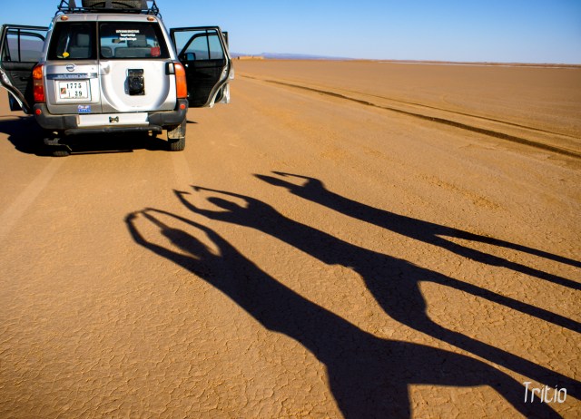 Cuando nadie mira, las sombras se divierten.